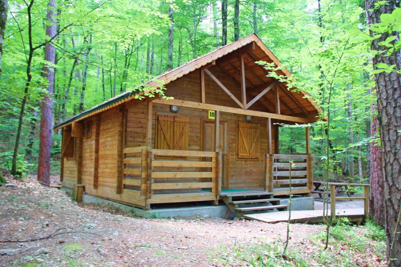 Penzion Habitat Mesire Mengen Exteriér fotografie