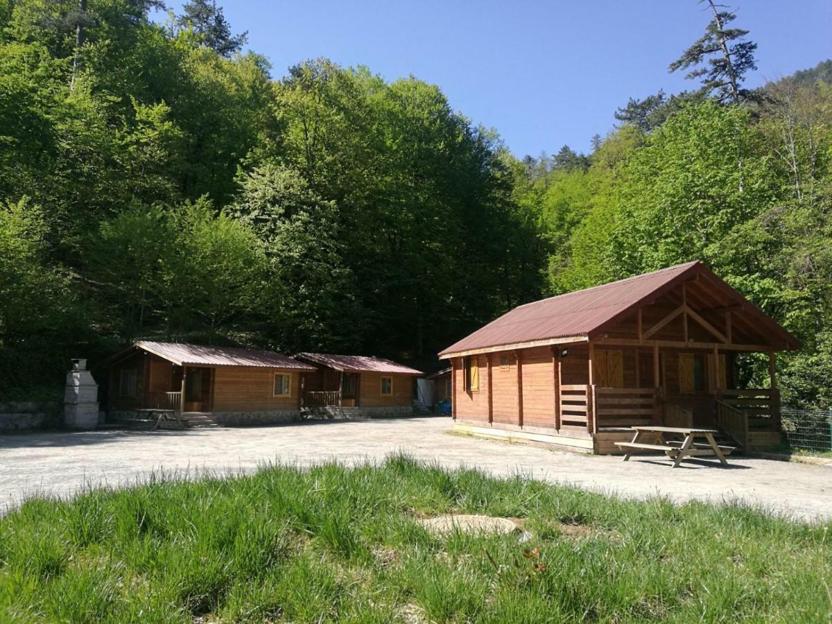 Penzion Habitat Mesire Mengen Exteriér fotografie